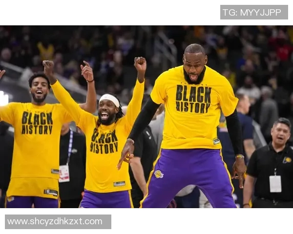 詹姆斯连续三场比赛得分超过50分，稳坐得分王宝座