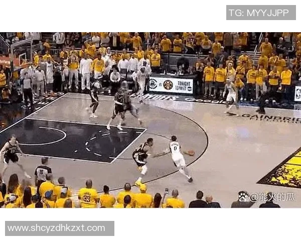 詹姆斯砍下35+17，骑士再胜猛龙连下两城：全能詹皇引领球队势不可挡