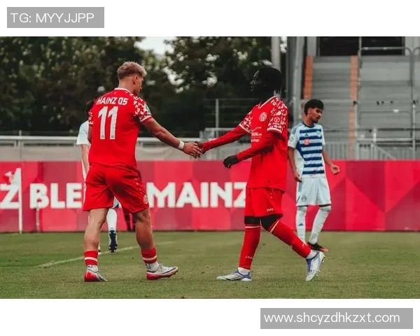 美因茨客场大胜科隆，保级压力一缩减